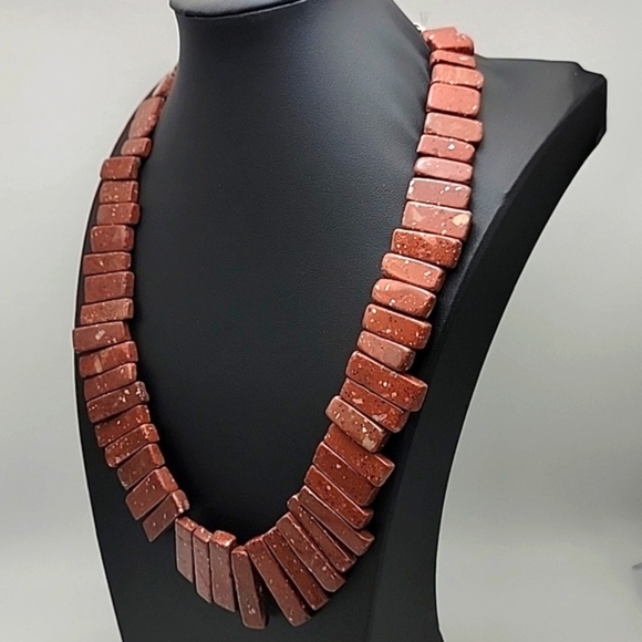 Unique Design Flat Chocolate Jasper 785 Cts Beaded Natural Gemstone Necklace - Picture 3 of 9